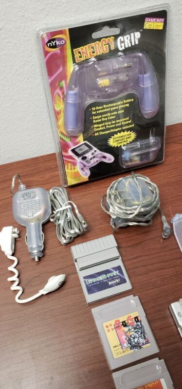 Gameboy Pocket Nintendo Bundle with cartridges