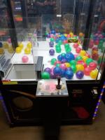 42" SMART CLEAN SWEEP PLUSH CLAW CRANE MACHINE - 3