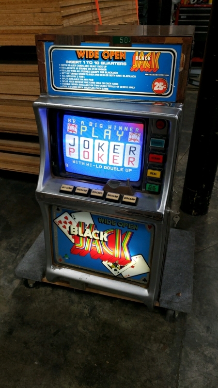 ANTIQUE VIDEO POKER WIDE OPEN BLACK JACK UPRIGHT SUMMIT COIN U.K.