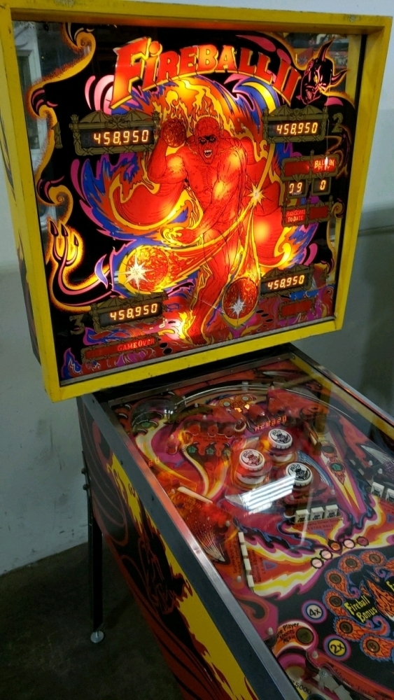 FIREBALL II PINBALL MACHINE CLASSIC BELL GAMES 1981
