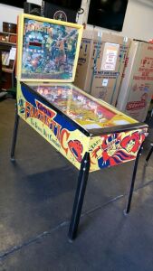 CAPTAIN FANTASTIC HOME VERSION PINBALL MACHINE BALLY