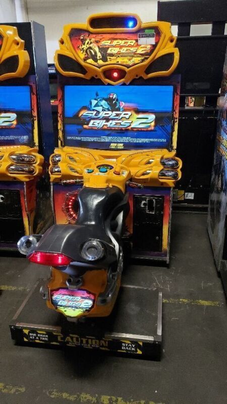 SUPER BIKES 2 FAST & FURIOUS MOTORCYCLE RACING ARCADE GAME #1