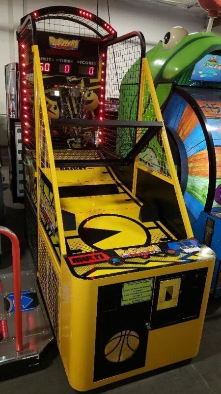 PAC-MAN BASKETBALL SPORTS REDEMPTION GAME NAMCO