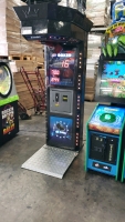 BOXER UPRIGHT SPORTS PUNCHING ARCADE MACHINE by ICE