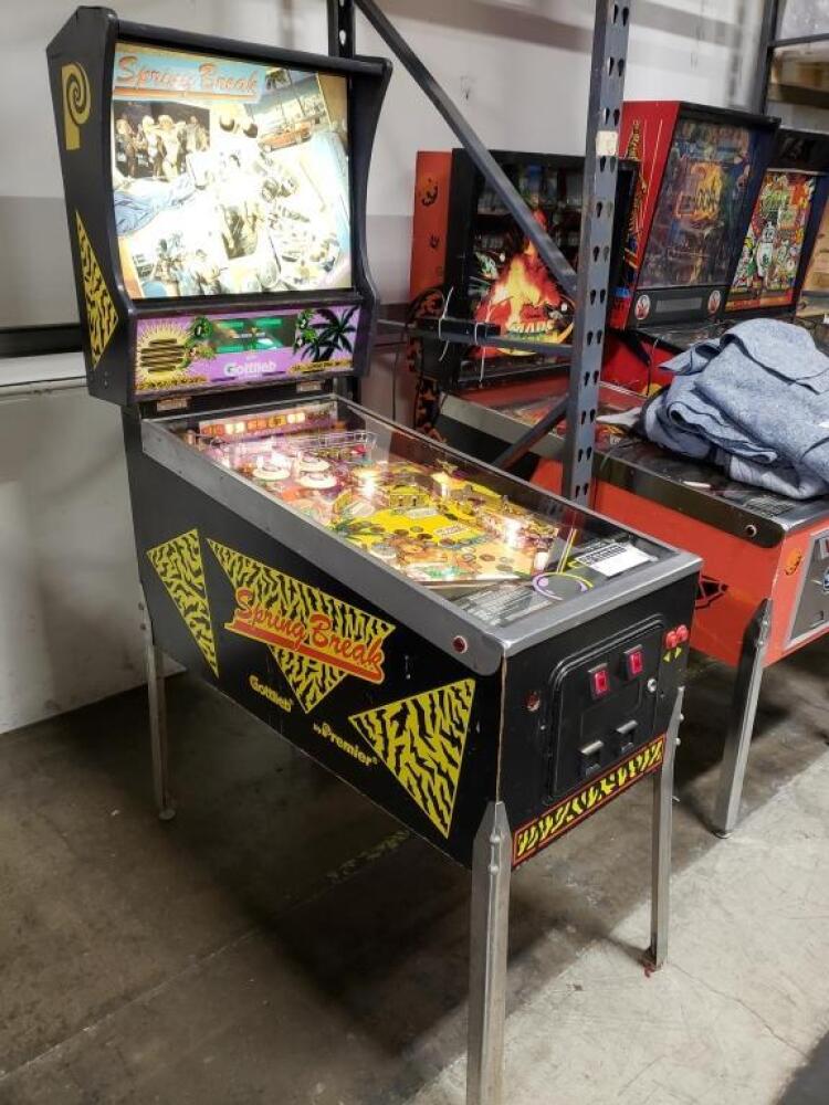 SPRING BREAK GOTTLIEB PINBALL MACHINE