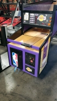 NBA HOOPS L.A. LAKERS THEME BASKETBALL SPORTS ARCADE GAME by ICE - 6