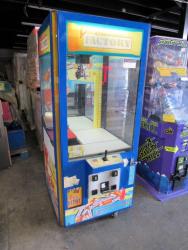 ICE CHOCOLATE FACTORY CANDY CLAW CRANE MACHINE