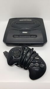 SEGA GENESIS SYSTEM W/ 3 GAME BUNDLE & CONTROLLER