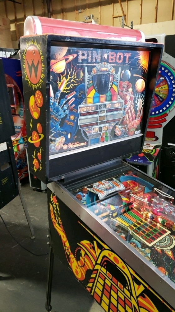 PINBOT CLASSIC PINBALL MACHINE WILLIAMS 1986