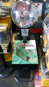 PLAY BALL GUMBALL NOVELTY VENDING MACHINE