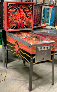 FLASH GORDON PINBALL MACHINE ORIGINAL BALLY 1981