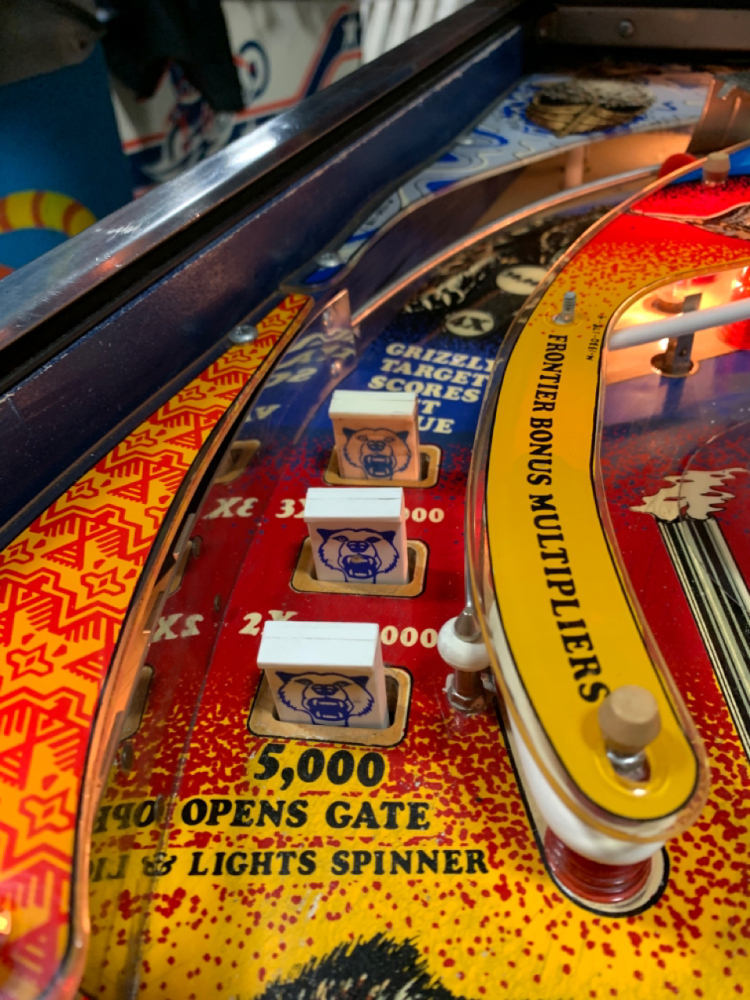 FRONTIER PINBALL MACHINE CLASSIC BALLY 1980