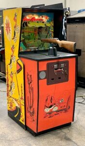 ROADRUNNER GALLERY STYLE RIFLE ARCADE GAME MIDWAY 1977