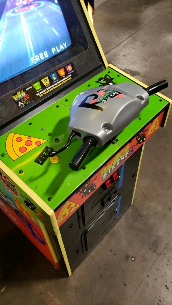 Gaelco RADIKAL BIKERS arcade Cabinet Complete /CABINATO ARCADE Gaelco RADIKAL BIKERS arcade Cabinet Complete /CABINATO ARCADE