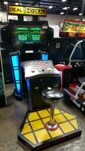 DEAL OR NO DEAL DELUXE W/ SEAT ARCADE GAME ICE AH