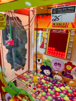 STACK N' GRAB STACKER/ PLUSH CRANE GAME MACHINE - 2