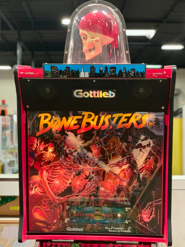 BONE BUSTERS PINBALL MACHINE GOTTLIEB 1989
