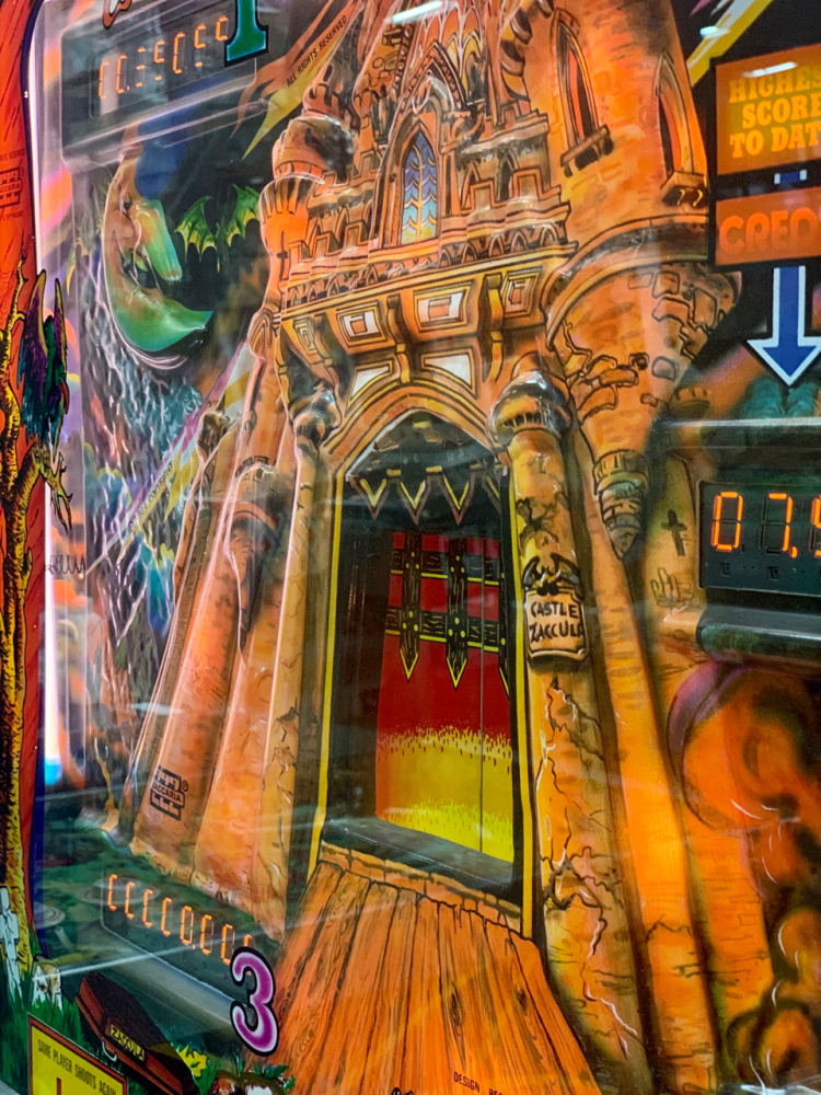 MAGIC CASTLE PINBALL MACHINE ZACCARIAH 1984