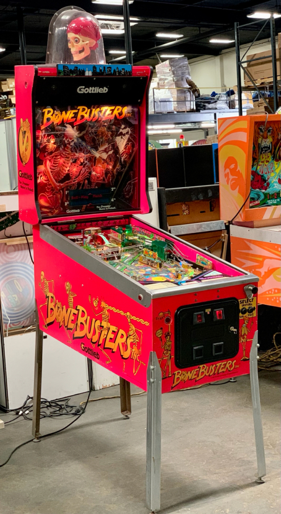 BONE BUSTERS PINBALL MACHINE GOTTLIEB 1989