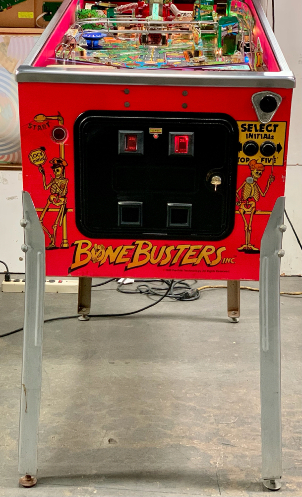BONE BUSTERS PINBALL MACHINE GOTTLIEB 1989