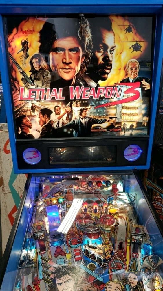 LETHAL WEAPON 3 PINBALL MACHINE DATA EAST W/ EXTRA'S LETHAL WEAPON 3 PINBALL MACHINE DATA EAST W/ EXTRA'S