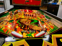 DEVIL'S DARE GOTTLIEB WIDEBODY PINBALL MACHINE 1982 - 10