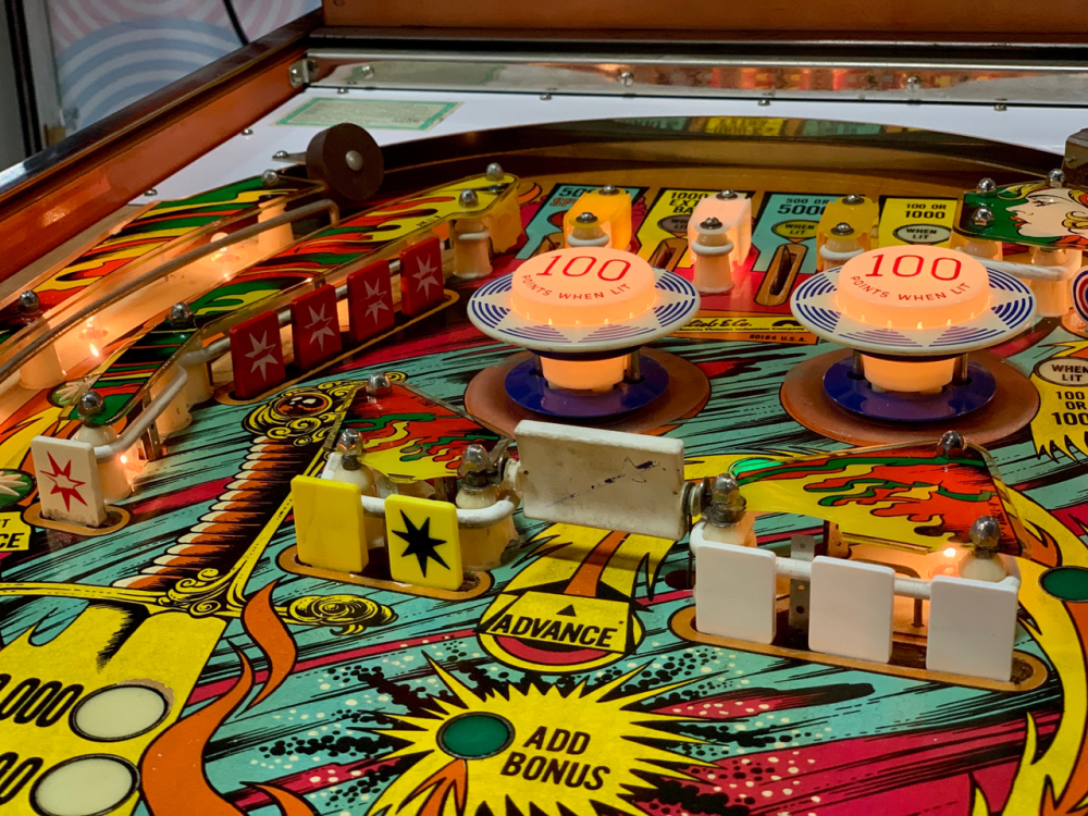 EYE OF THE TIGER E.M. PINBALL MACHINE GOTTLIEB 1978