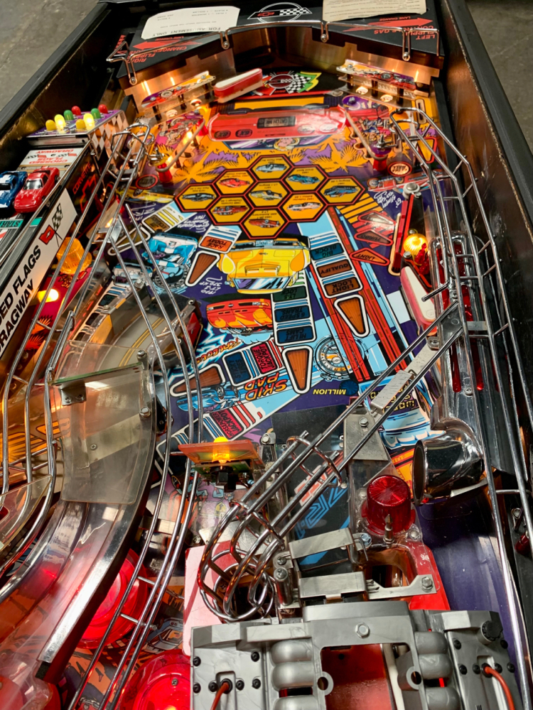 CORVETTE PINBALL MACHINE BALLY 1994