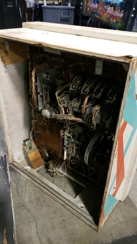 PADDOCK WILLIAMS PINBALL MACHINE PROJECT