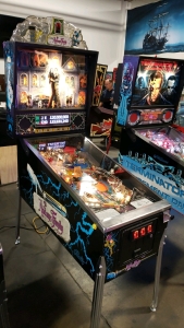 THE ADDAMS FAMILY CLASSIC BALLY PINBALL MACHINE