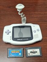 Gameboy Advance Model AGB-001 White Bundle Hand Held Classic EA Sports Madden 2002 Mario Kart Super Circuit Light Attachment Included - 3