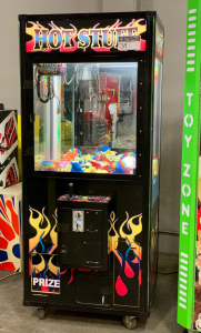 30" HOT STUFF PLUSH CLAW CRANE MACHINE