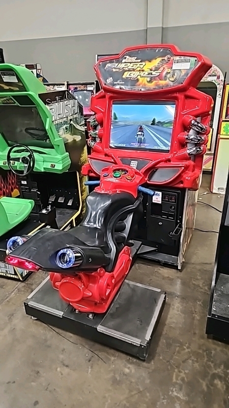 SUPER BIKES FAST & FURIOUS RACING ARCADE GAME RAW THRILLS