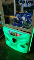 FUN ZONE COLOR LED PLUSH CLAW CRANE MACHINE COAST TO COAST - 4