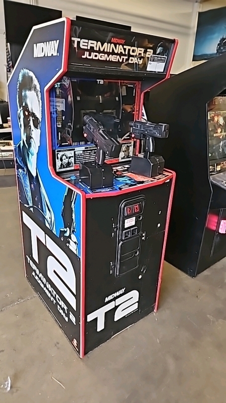 TERMINATOR 2 JUDGEMENT DAY SHOOTER ARCADE GAME MIDWAY