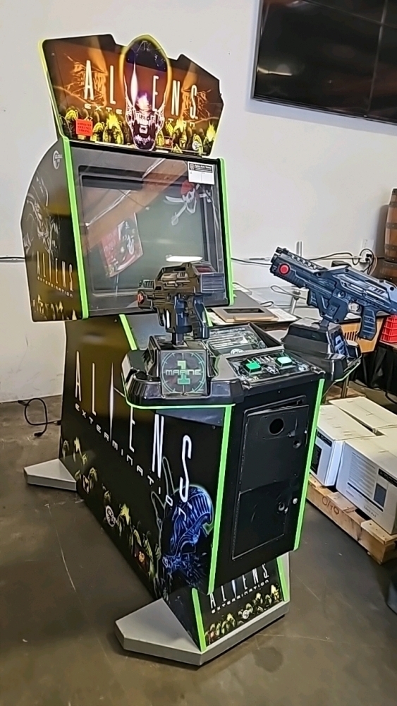 ALIENS EXTERMINATION FIXED GUN SHOOTER ARCADE GAME GLOBAL VR