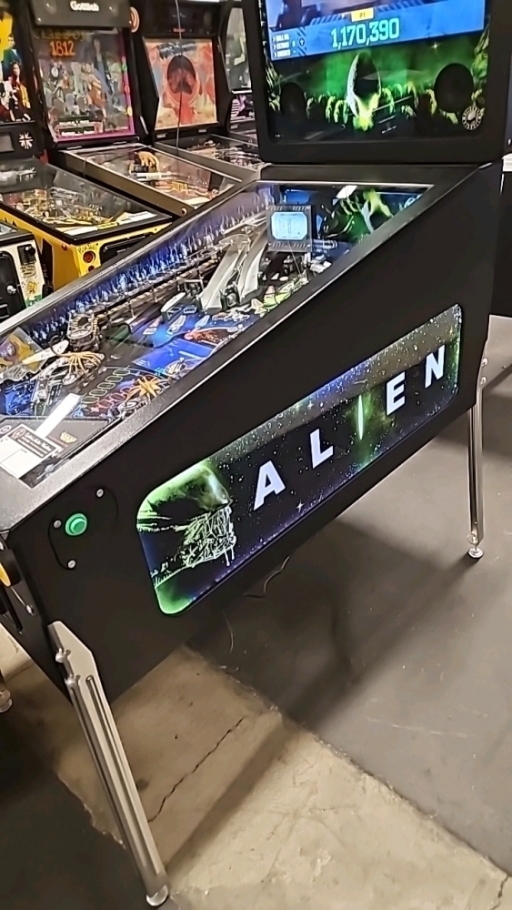 ALIEN THE MOVIE PINBALL MACHINE HEIGHWAY GAMES HUO