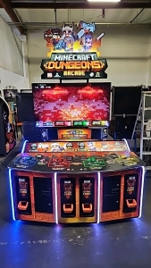 MINE CRAFT DUNGEON'S ARCADE GAME RAW THRILLS