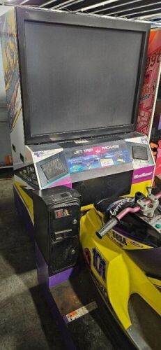 WAVE RUNNER DELUXE 50 ARCADE GAME SEGA