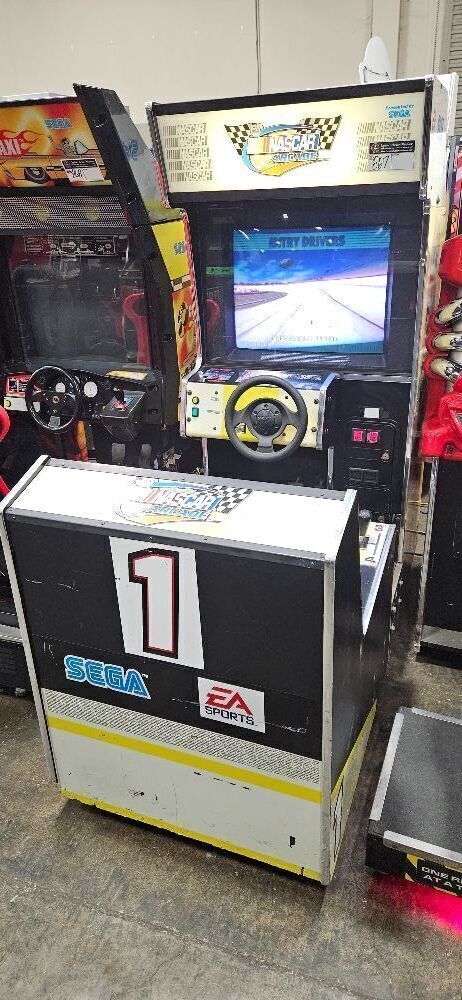 NASCAR ARCADE SITDOWN RACE DRIVER ARCADE GAME SEGA