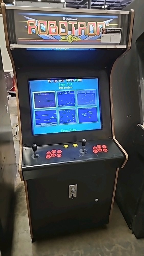 WILLIAMS MULTICADE CLASSICS UPRIGHT ARCADE GAME