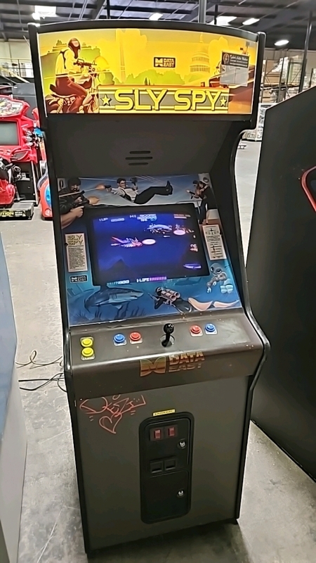 SLY SPY UPRIGHT ARCADE GAME DATA EAST