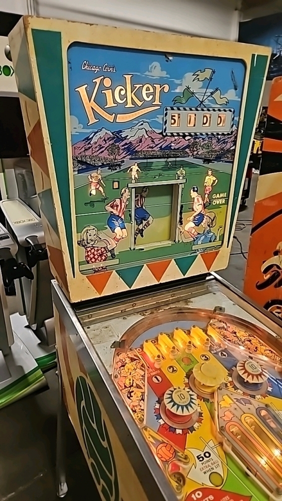 Pinball Kicker KICKER CLASSIC PINBALL MACHINE CHICAGO COIN 1966