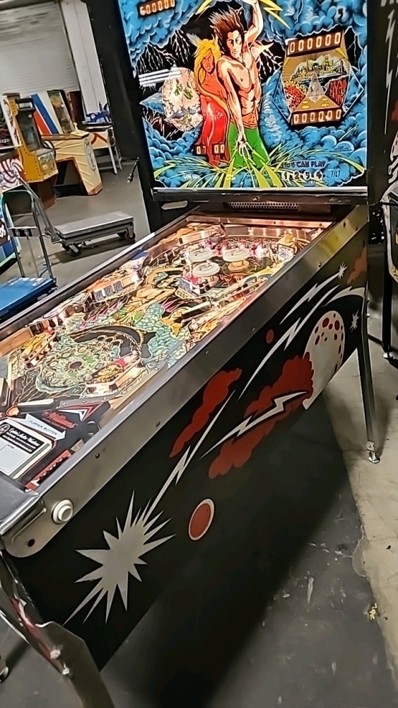 FLASH PINBALL MACHINE WILLIAMS 1978 STEVE RICHIE DESIGN