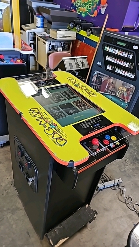 60 IN 1 CLASSIC GAMES BAR HEIGHT COCKTAIL TABLE BRAND NEW W/ LCD PAC-MAN ART