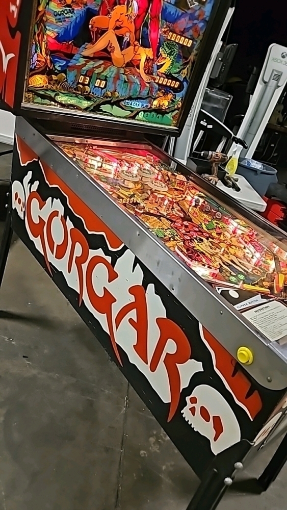 Gwar Pinball Machine GORGAR CLASSIC WILLIAMS PINBALL MACHINE