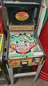 PIZZA ZONE GUMBALL NOVELTY GAME