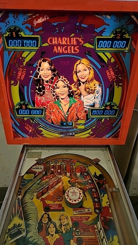 CHARLIES ANGELS PINBALL MACHINE GOTTLIEB SYSTEM 1