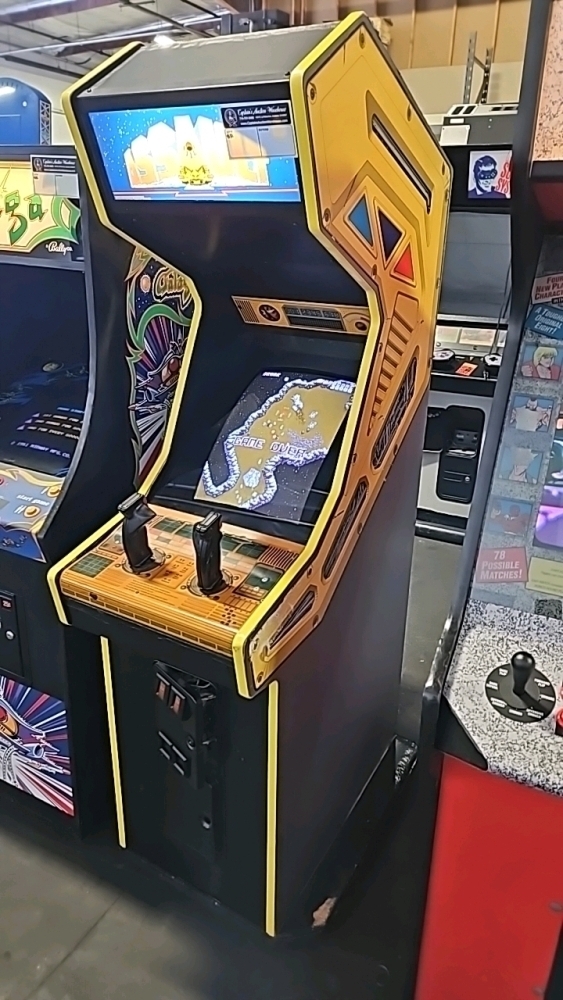 ASSAULT CLASSIC UPRIGHT ARCADE GAME ATARI