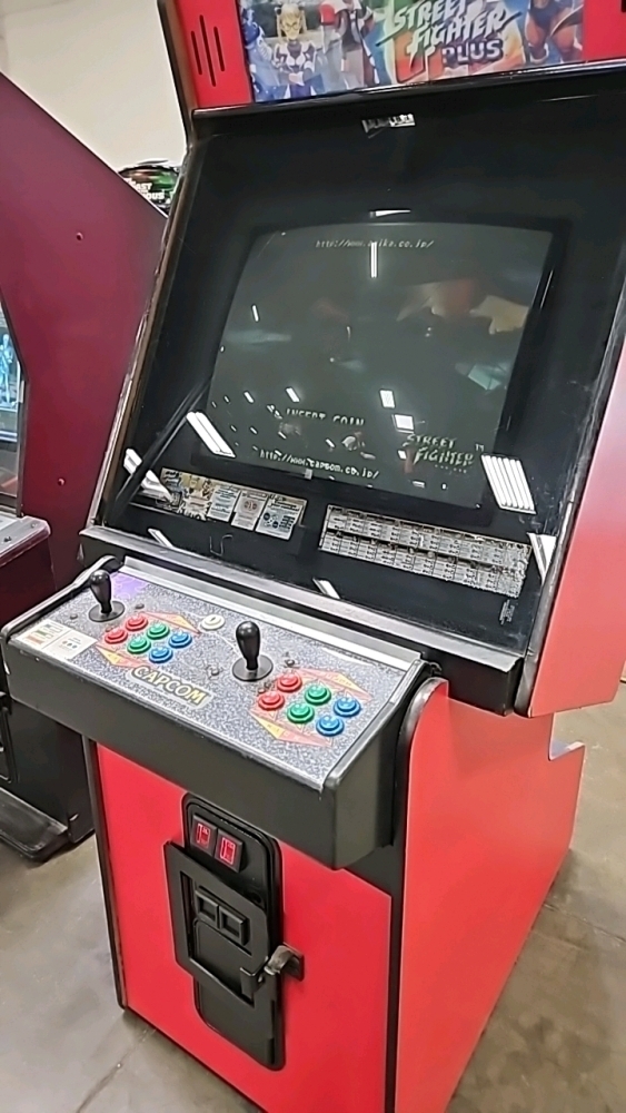 STREET FIGHTER EX PLUS UPRIGHT FIGHTER ARCADE GAME CAPCOM